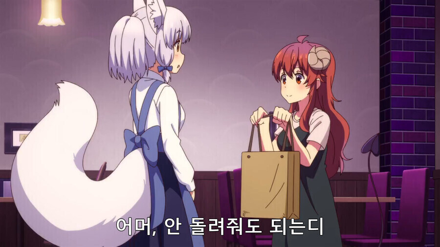 알몸으로 마을 돌아다닌게 공식인 만화_6.jpg