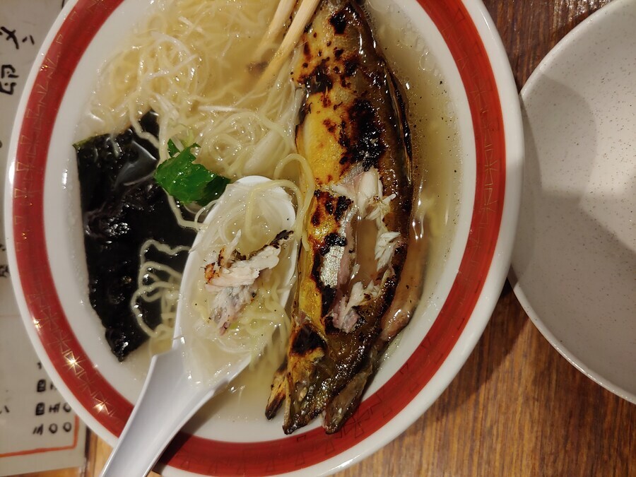 말로만 듣던 '은어 라멘'_11.jpg