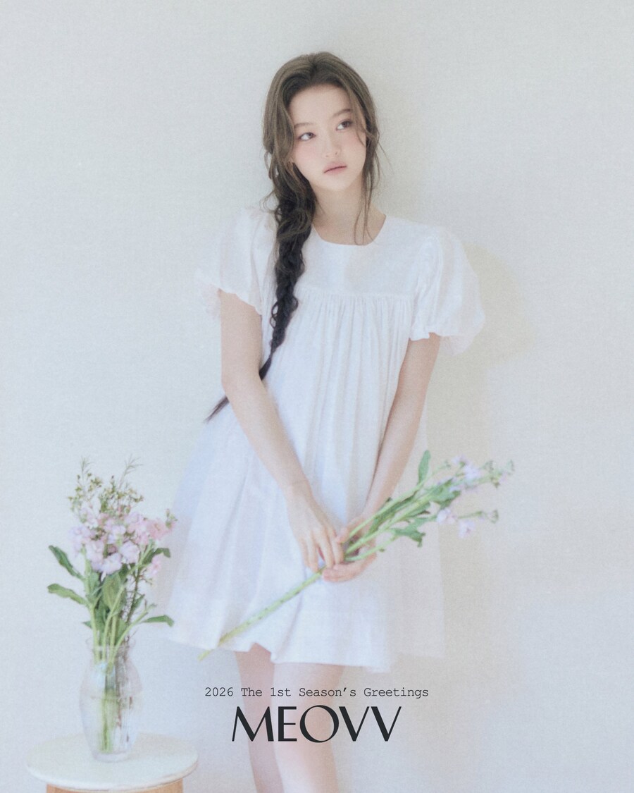 [컨셉포토] 미야오 첫 번째 시즌 그리팅 [MEOVV] 1_7.jpg