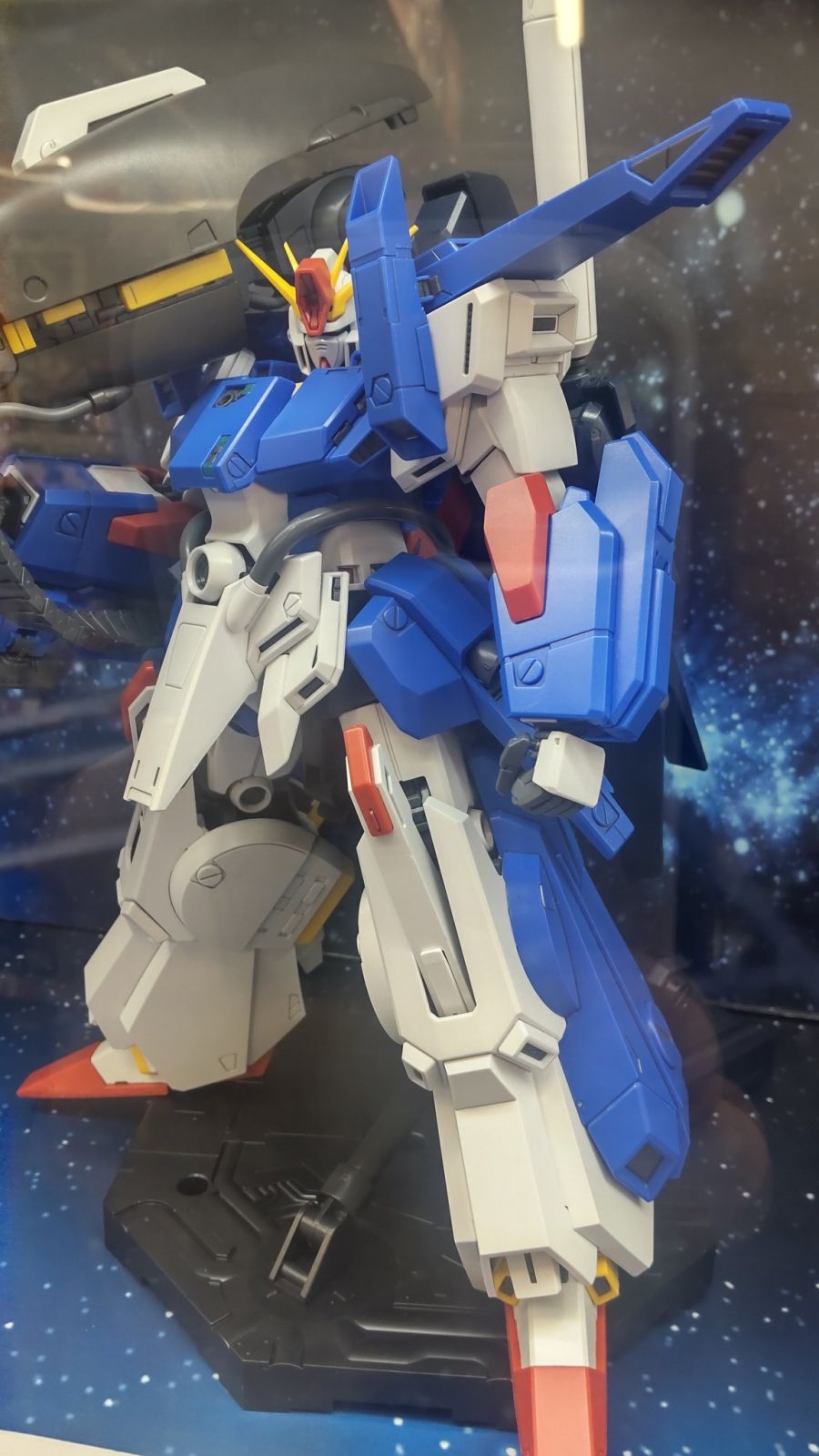 MG 풀 아머 ZZ 건담 Ver.Ka 요코하마 에디온 전시 사진_2.jpg