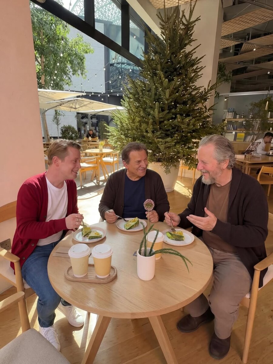 도둑 아저씨들과 만난 맥컬리 컬킨..._4.jpg