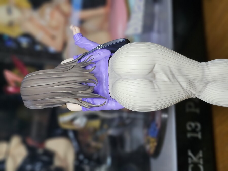 동탄에 대항하는 일본 유부녀 피규어_4.jpg