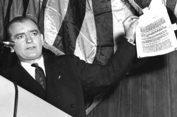 폴아웃)세계관을 황무지로 만든 원흉_1.png