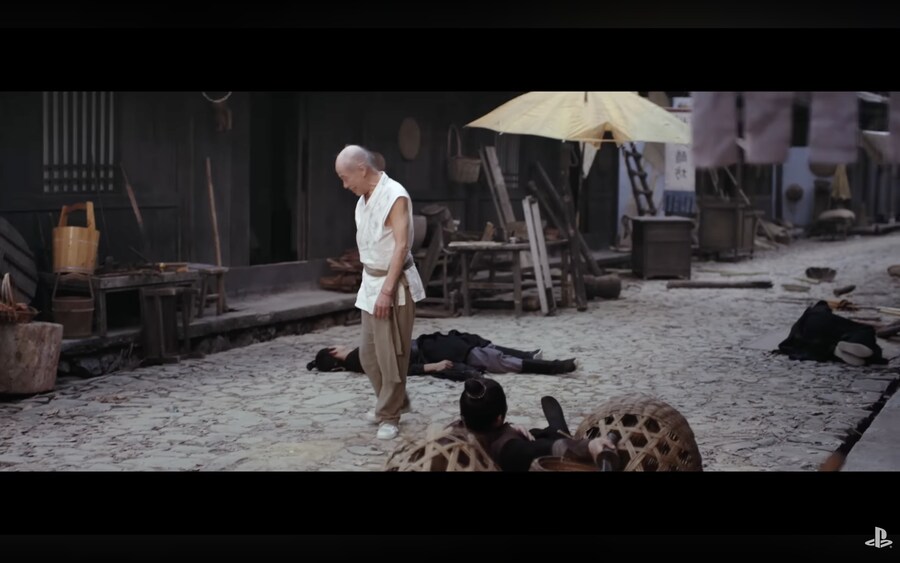 중국 게임 광고 무섭네_2.png