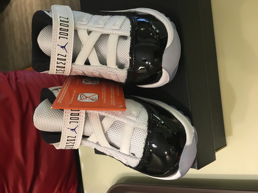 나이키 조던1 미드(PS)_5.jpg