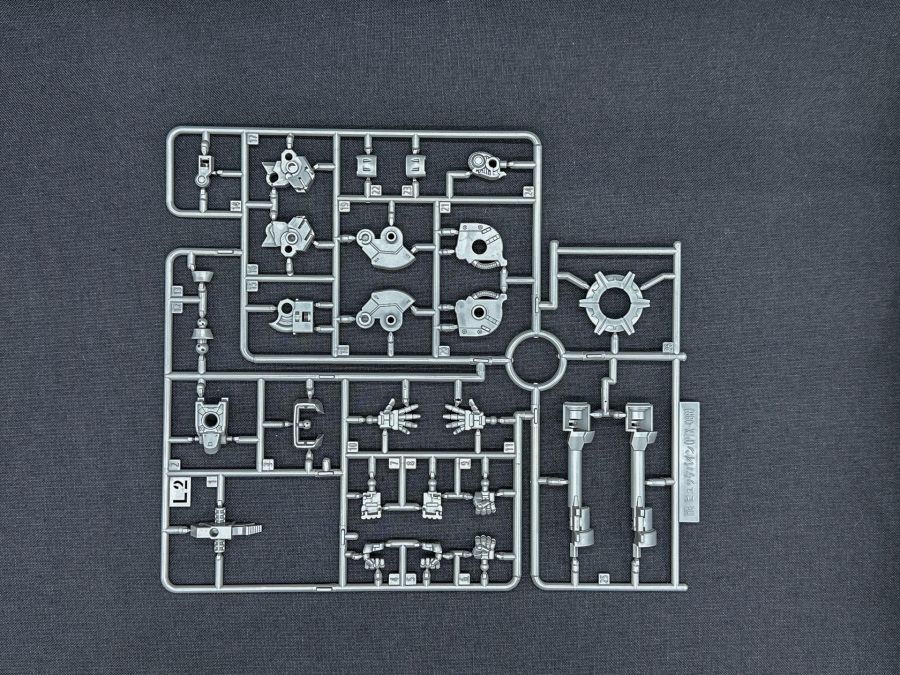 HG SRW 휘케바인 (PTX-08R) 조립 과정 사진_9.jpg