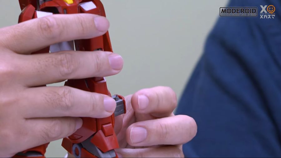 [굿 스마일] MODEROID 가리안 중장 改 개발담 영상 (스크롤 주의)_34.png