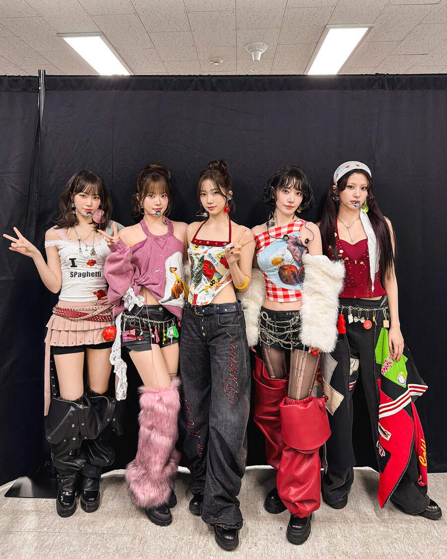 [르세라핌] 인트로 퍼포먼스 + SPAGHETTI [2025 가요대축제]_1.jpg