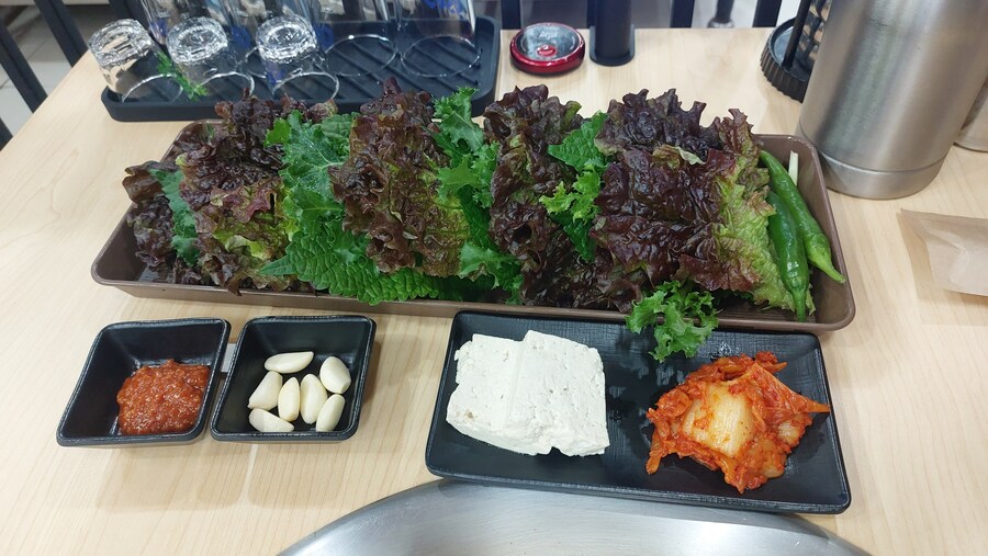 저 1인분밖에안시켰는데요???_1.jpg