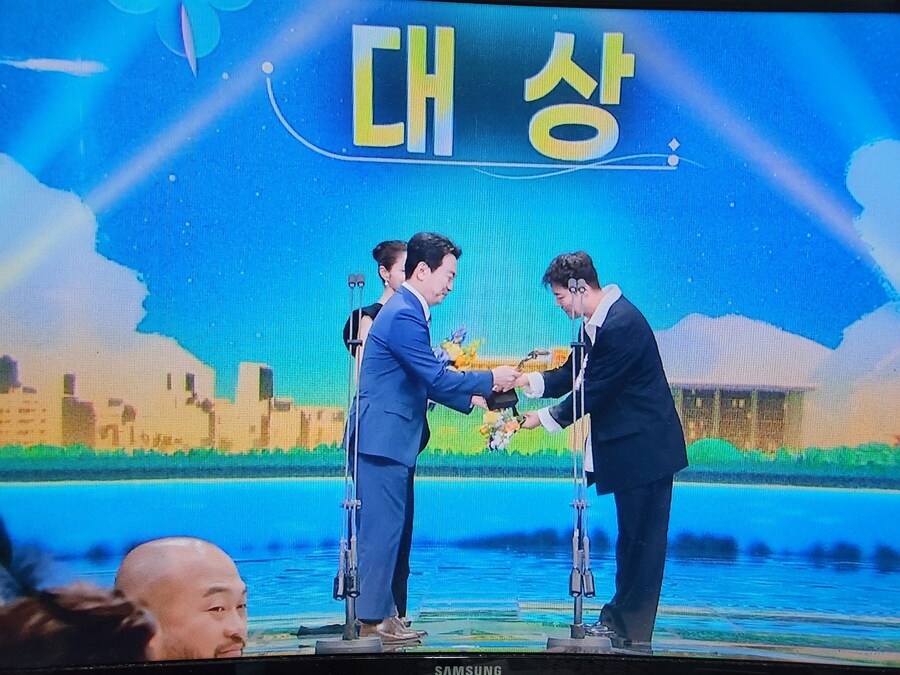 [2025 KBS 연예대상] 대상 - 전현무_3.jpg