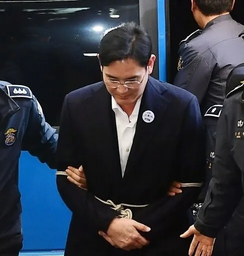 쿠팡같은 대기업이 흔들리면 경제에 영향주는거 맞긴 함_2.webp