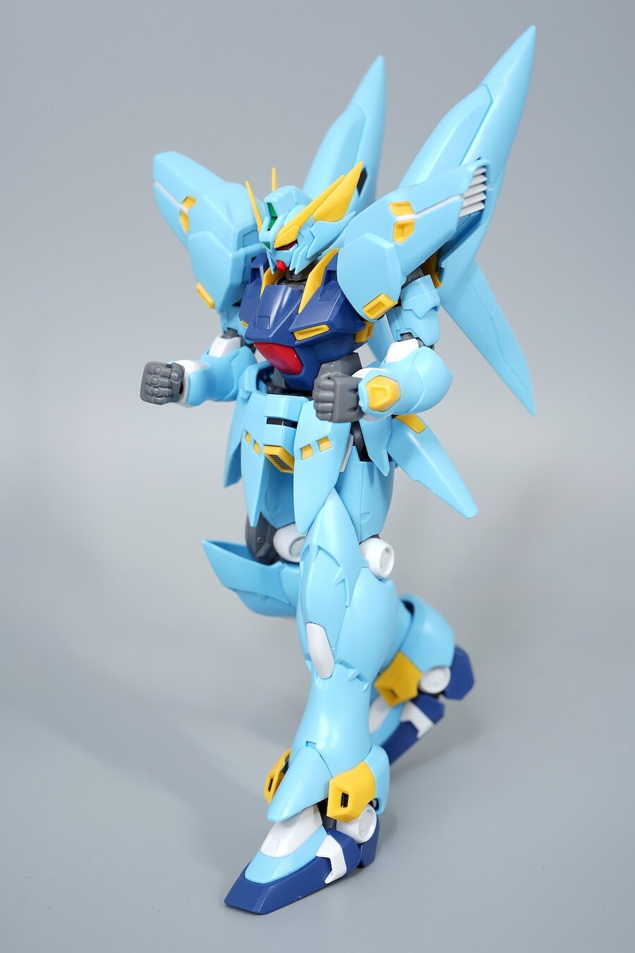 할배들만 아는 신작 건프라 포즈_3.jpg