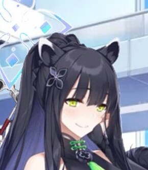 블루아카) 이 학부모 6인조는 나이대가 대충_4.png