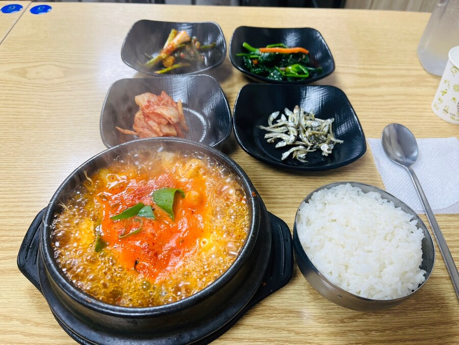 해물 순두부찌개 싸고 좋음_1.jpg