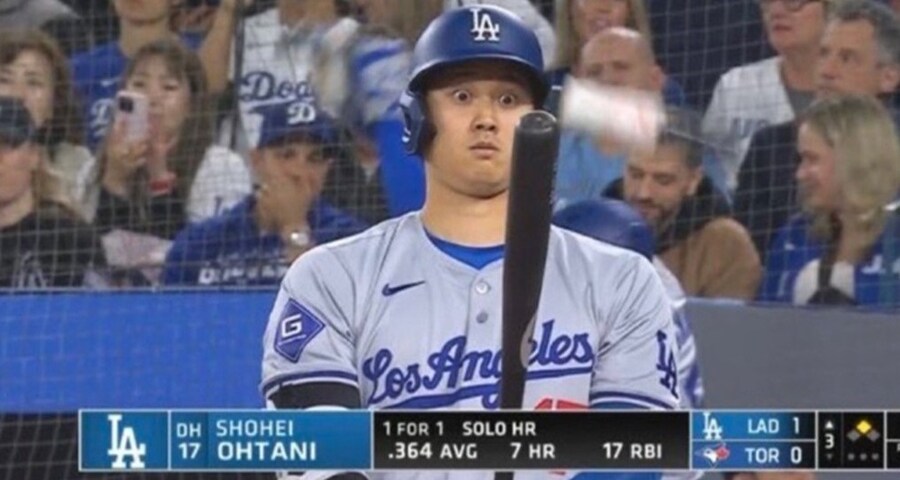 빠따든 나 Vs 맨손 오타니_2.jpg