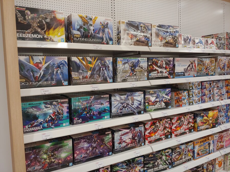 반다이에서 할인하는 30ms 5종 신세계 영등포점에서도 팝니다._5.jpg