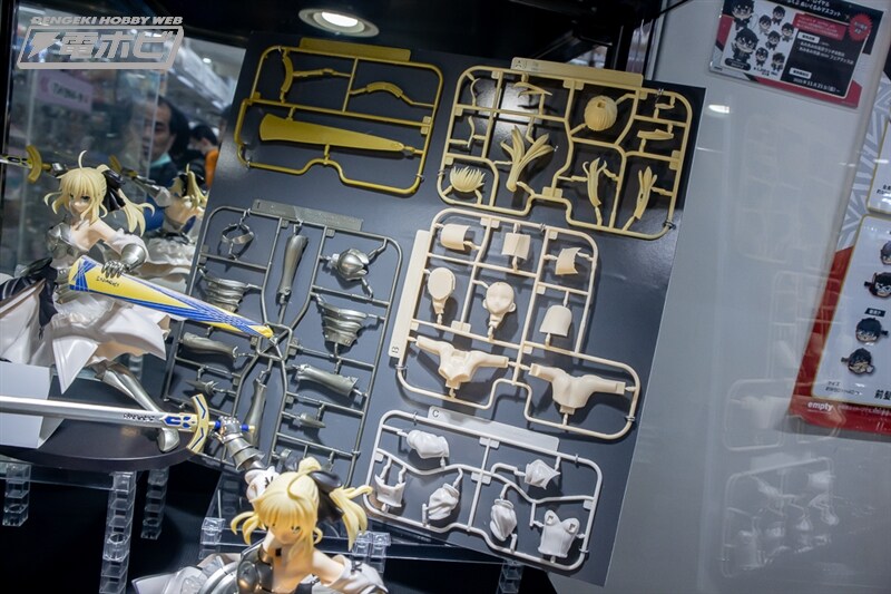 [굿스마일] Reincarnation 세이버 릴리 조립(+데칼) 샘플 전시 이미지_2.jpg