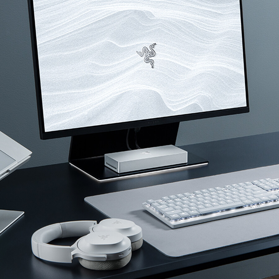 [네이버] 맥북 유저 필수품! RAZER 썬더볼트5 독 예약판매 중!_3.jpg