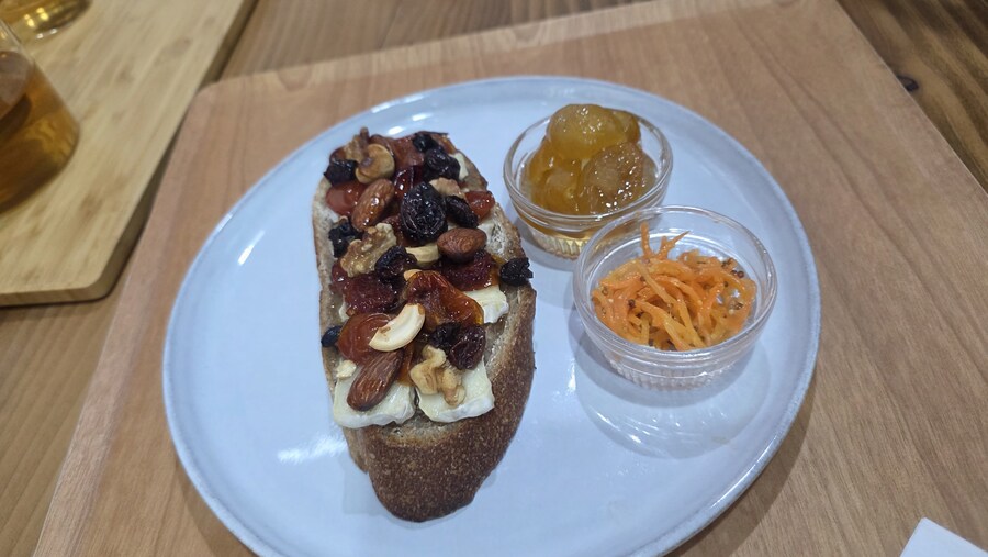 제주) 책, 음반, 카페_2.jpg