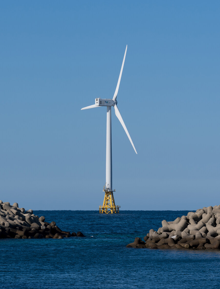 길을 걷다 만난 겁나 큰 바람개비_1.jpg