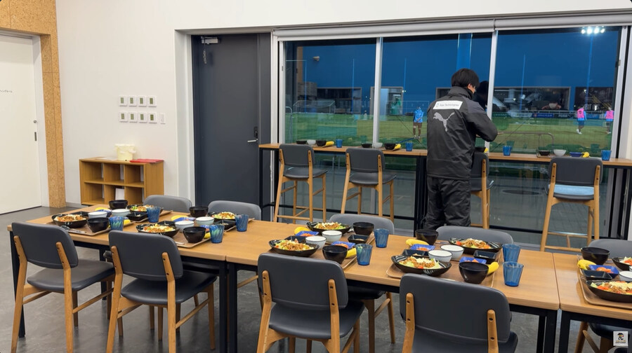 카와사키 프론탈레의 유스 식사 환경_62.jpg