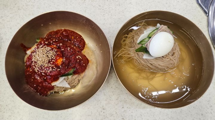 54년차로 접어드는 평양냉면 노포 만포면옥_7.jpg