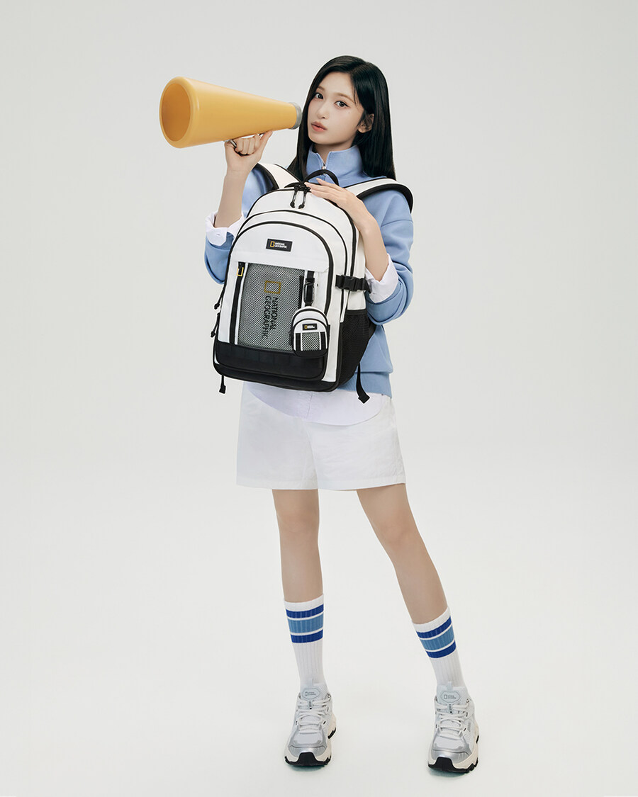 [IVE] 아이브 이서 내셔널지오그래픽 어패럴 26SS 스쿨 in 스타일_8.jpg