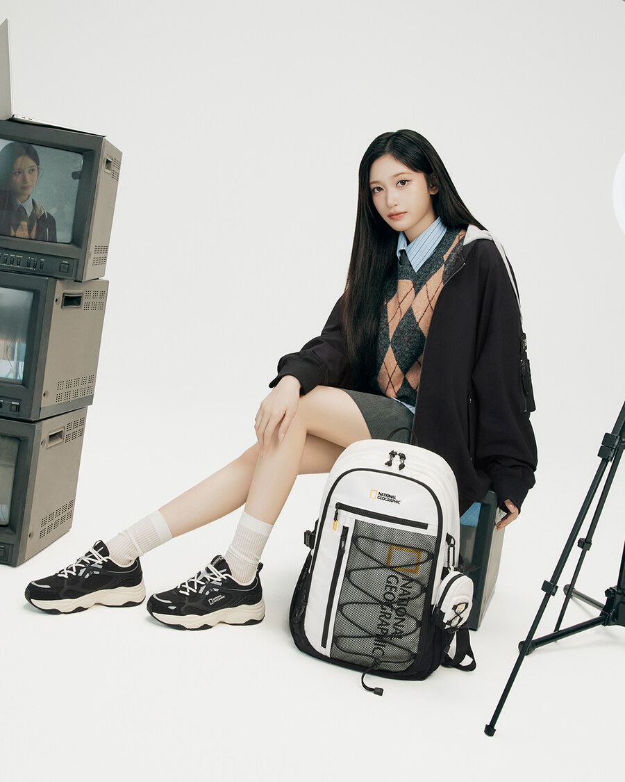 [IVE] 아이브 이서 내셔널지오그래픽 어패럴 26SS 스쿨 in 스타일_12.jpg