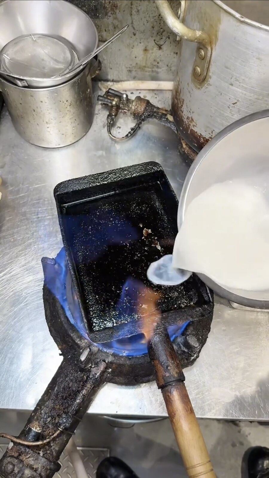 일본 음식 조리 쇼츠 보면 짜치는게 좀 있긴 함.mp4_1.jpg