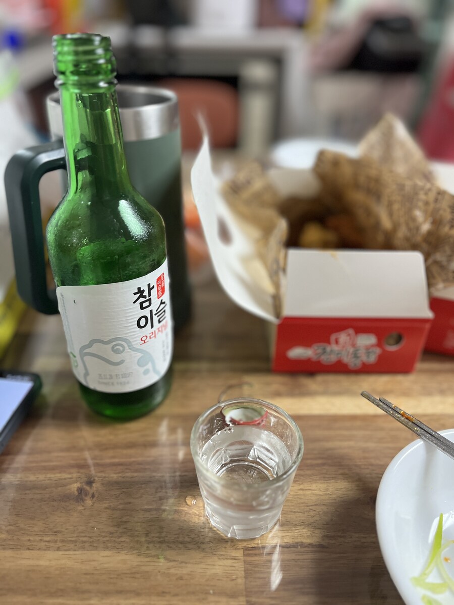 알중은 아닌데 술 먹는 이유 알 것 같음_1.jpg