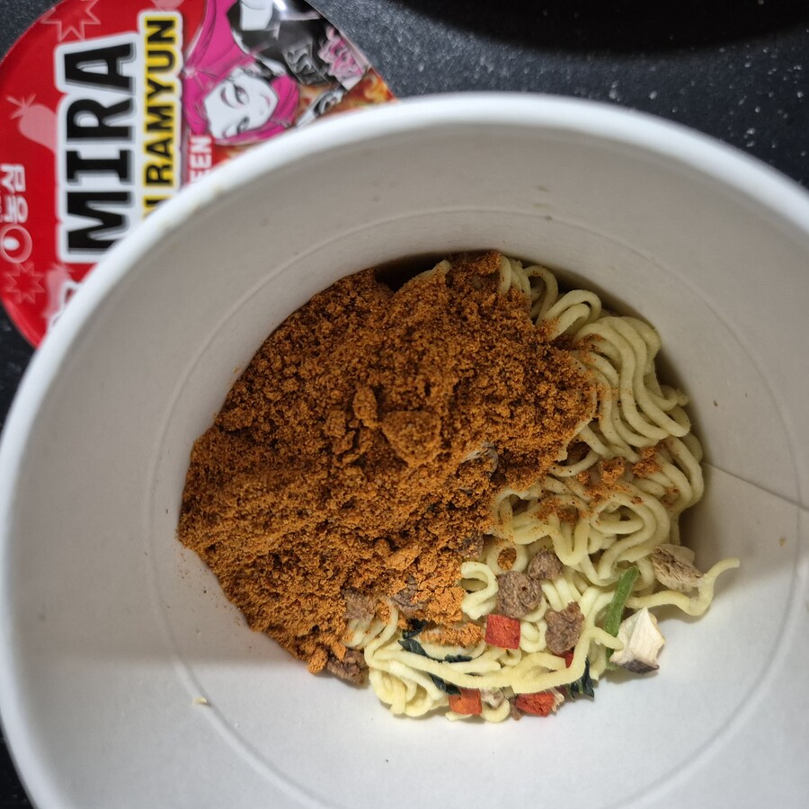 케이팝데몬헌터즈 신라면 소컵 시리즈_6.jpg