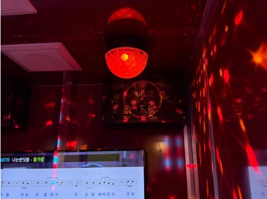 2시간에 만원이나 받는 만화방_7.jpg