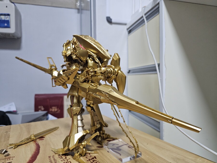 나이트 오브 골드.._3.jpg