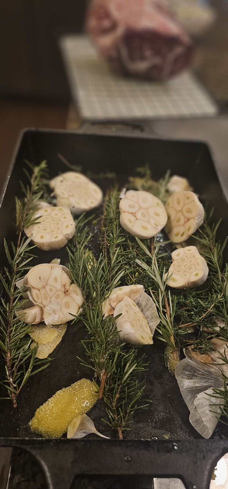 미국식 크리스마스 디너 - 스탠딩 프라임 립 로스트_3.jpg