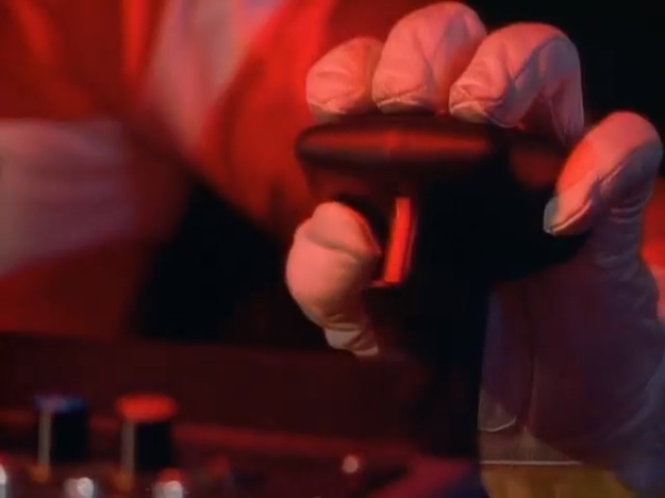 [전자전대 메가레인저] 빼앗긴 로봇과 합체_40.jpg