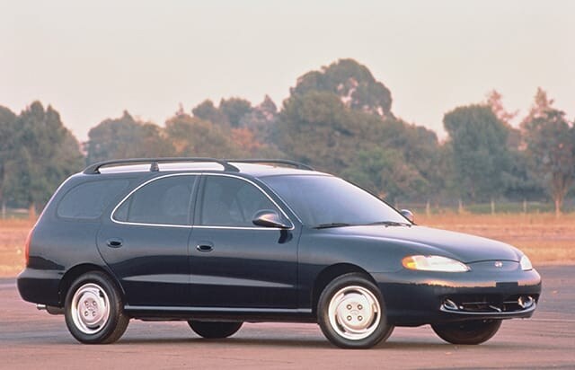 아반떼 투어링_2.jpg