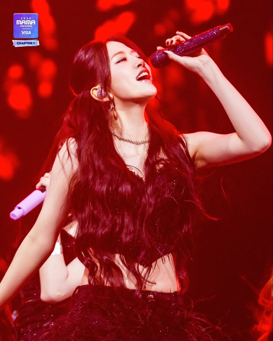[IVE] 아이브 2025 MAMA AWARDS 비하인드_1.jpg