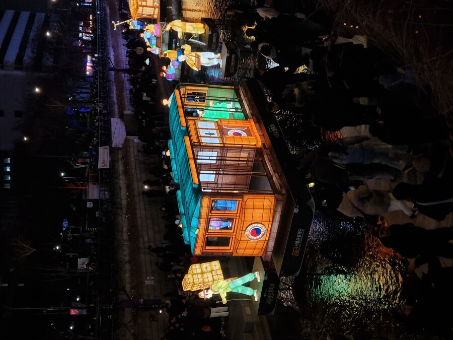 2025년 광화문 크리스마스 마켓 & 서울 빛초롱축제_55.jpg