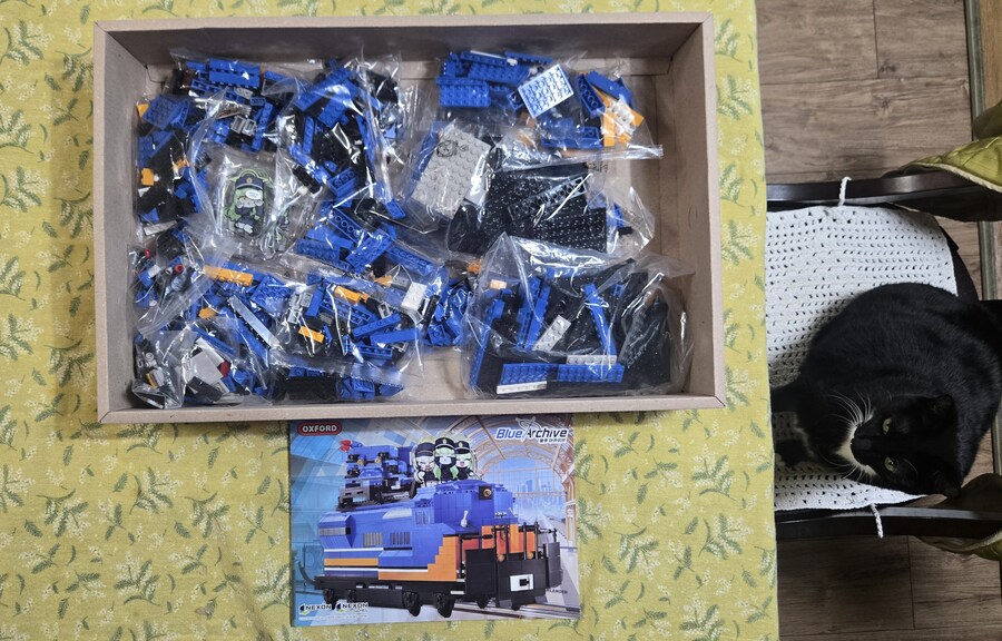 야옹이랑 만드는 블루아카 하이랜더 장갑열차_5.jpg