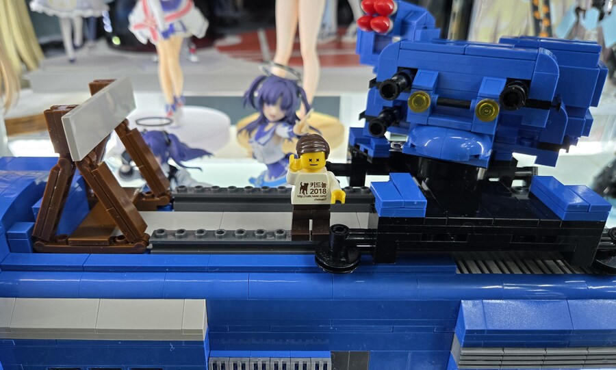 야옹이랑 만드는 블루아카 하이랜더 장갑열차_17.jpg