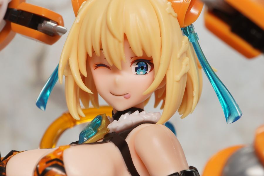 [맥스 팩토리] PLAMAX 소피아 F 셔링 호랑이 아머 Ver 해외 리뷰_1.jpg