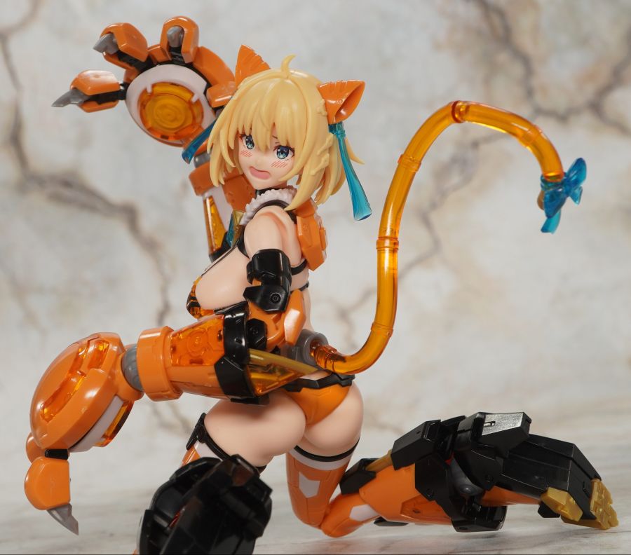 [맥스 팩토리] PLAMAX 소피아 F 셔링 호랑이 아머 Ver 해외 리뷰_49.jpg