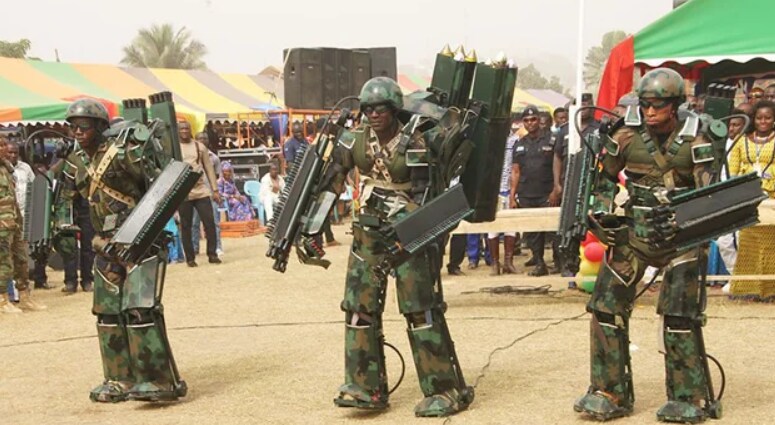 북한 때문에 개박살난 후진국 군대 평균_7.png