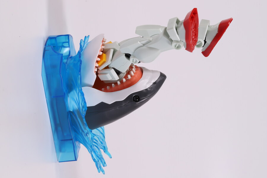 지난 세일 때 구한 백상아리를 조립해봤습니다._4.jpg