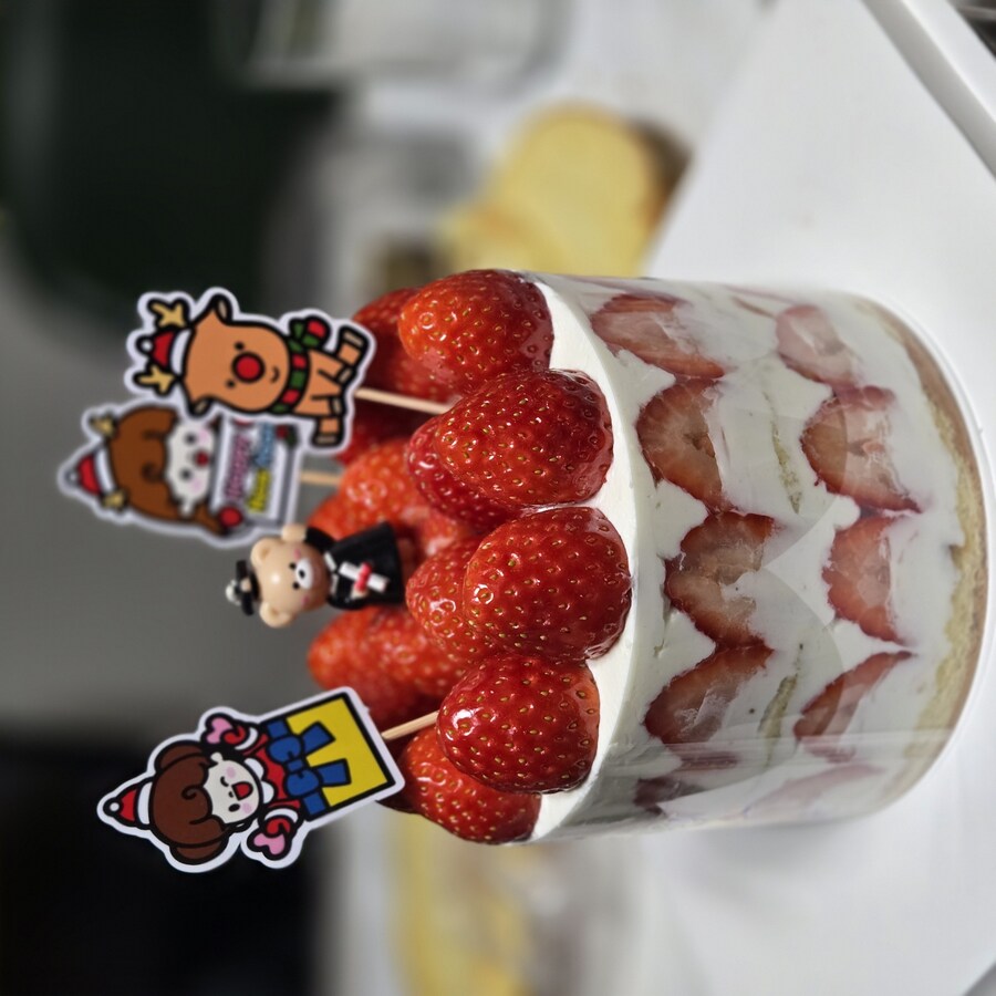 딸기 케이크 만들었습니당..!_4.jpg
