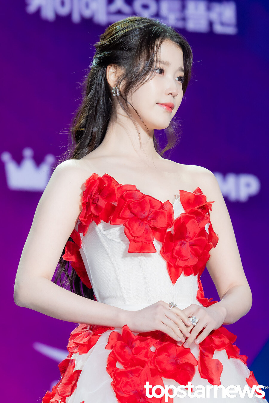 2025.12.29 APAN 스타 어워즈 레드카펫(톱스타뉴스)_4.jpg