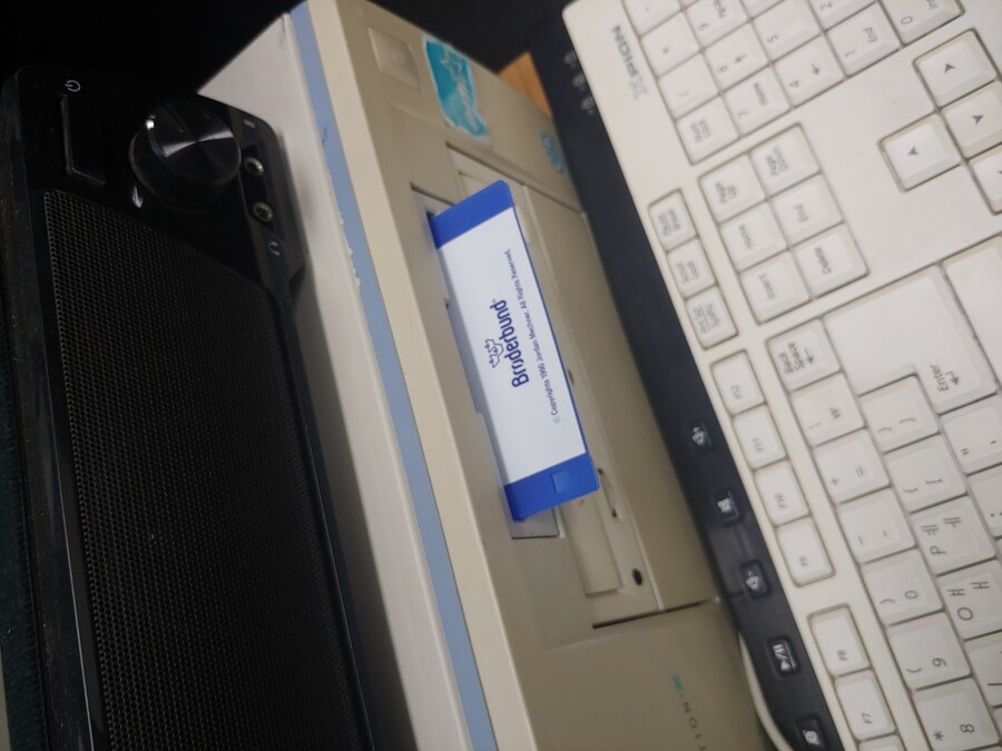 페르시아의 왕자 개발일지 3.5인치 디스켓 코스터 실물 제품 공개_4.jpg