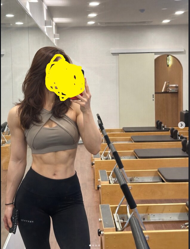 질문// AI로 몸사진에 근육 더 붙이는 방법_1.png