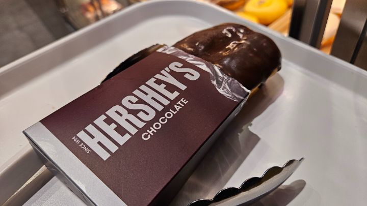 올만에 고디바베이커리 그리고 던킨X허쉬_2.jpg