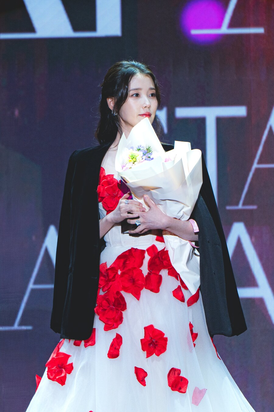 2025.12.29 APAN 스타 어워즈(셀카봉)_11.jpg